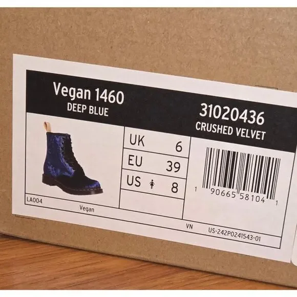 Dr Martens 1460 Deep Blue Crushed Velvet Boots - US 8 - Picture 7 of 8
